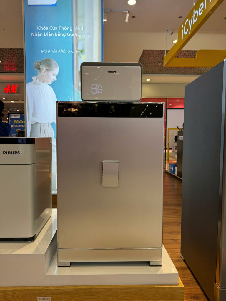 Hình ảnh thực tế két Philips SBX701 7B0